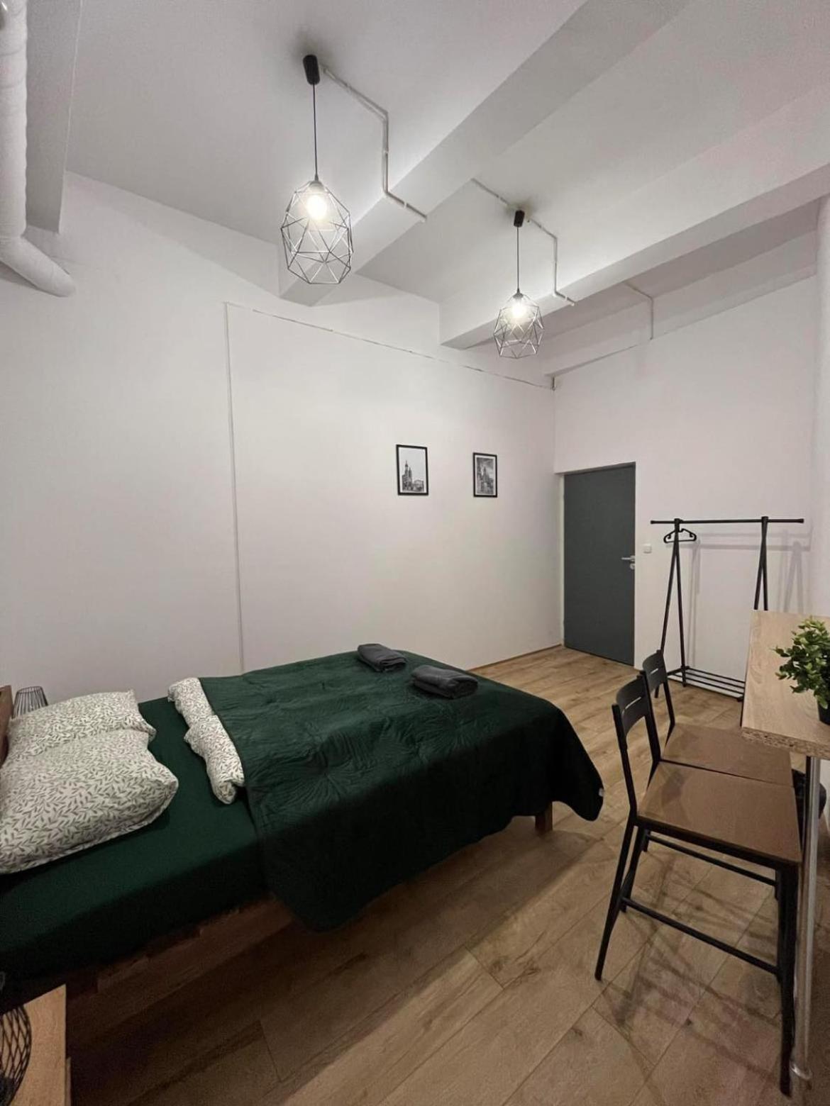 Nice Room In Old Town Krakow Exterior photo